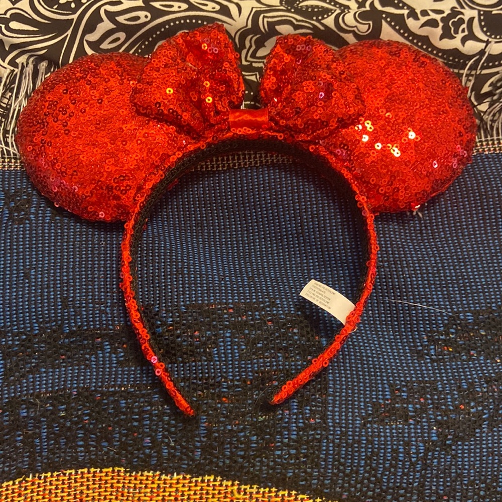 Disney Minnie Mouse ears